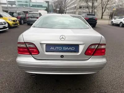 Mercedes-Benz CLK 230 Kompressor — Coupé sportif 2001, 197 ch automatique — interior