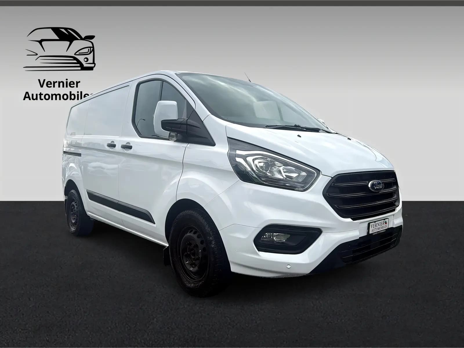 Ford Transit Custom Van 280 L1H1 — Utilitaire fiable, 70 500 km, diesel automatique — exterior view