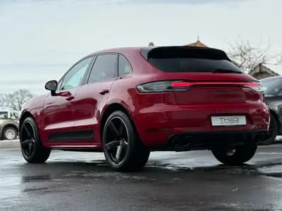 Porsche Macan GTS PDK — SUV sportif 380 ch, rouge éclatant, parfait état — Thumbnail 9