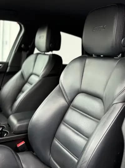 Porsche Macan GTS PDK — SUV sportif 380 ch, rouge éclatant, parfait état — Thumbnail 18