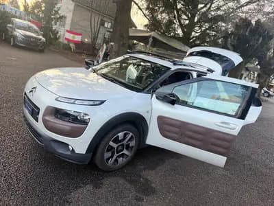 Citroën C4 Cactus 1.2 e-THP Feel — Design innovant, première main, 104 000 km — Thumbnail 12