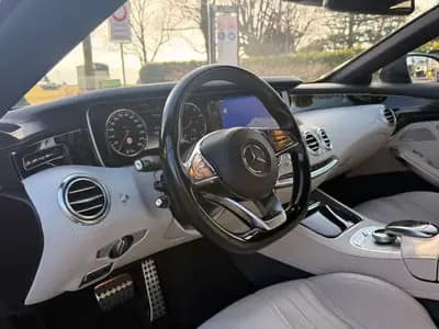 Mercedes-Benz S 500 Cabriolet — Élégance décapotable, 455 ch et prestige allemand — Miniatura 17