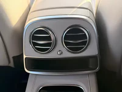 Mercedes-Benz S 500 Cabriolet — Élégance décapotable, 455 ch et prestige allemand — Miniatura 28