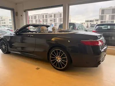 Mercedes-Benz S 500 Cabriolet — Élégance décapotable, 455 ch et prestige allemand — Miniatura 31