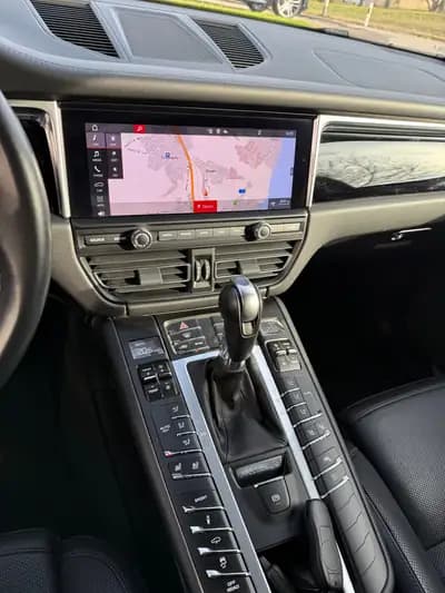 Porsche Macan S PDK – Sportivité et prestance garanties — Thumbnail 8
