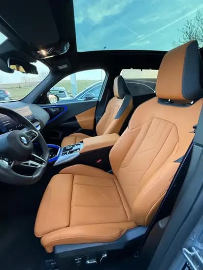 BMW X3 xDrive M50 48V M Sport Pro - SUV haute performance — side view