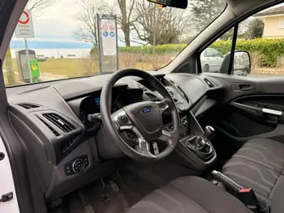 Ford Transit Connect Van — Utilitaire compact économique et fiable, idéal pour artisan — Thumbnail 11