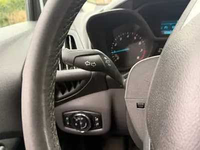 Ford Transit Connect Van — Utilitaire compact économique et fiable, idéal pour artisan — Thumbnail 16