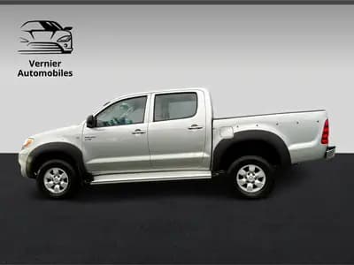 Toyota HI-LUX 4x4 DoubleCab LineaLuna — Pickup robuste diesel, expertise mécanique du jour — Miniatur 9