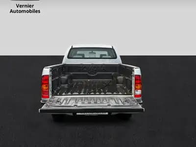 Toyota HI-LUX 4x4 DoubleCab LineaLuna — Pickup robuste diesel, expertise mécanique du jour — Miniatur 10