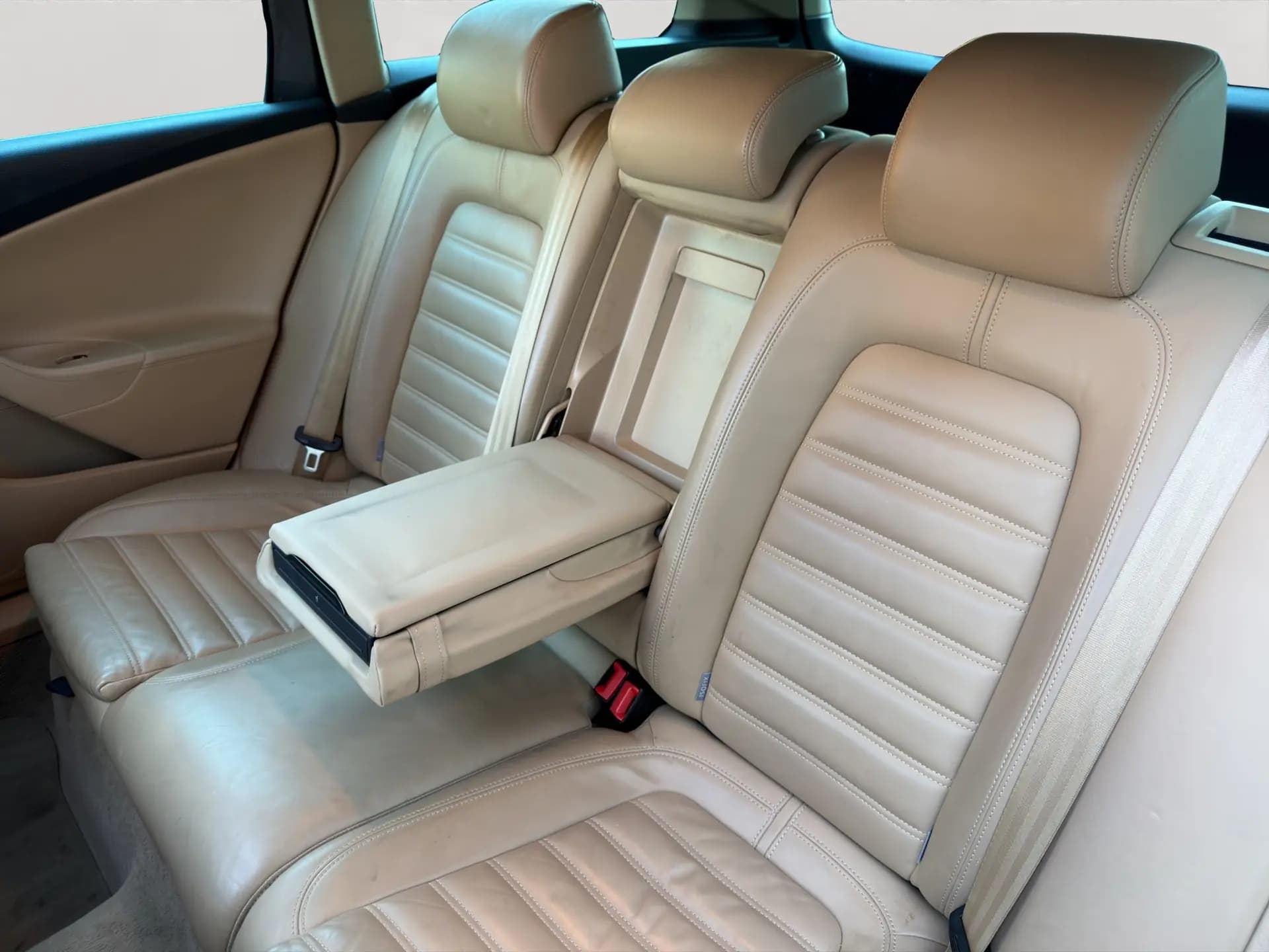 Volkswagen Passat 2007 occasion Meyrin — 4