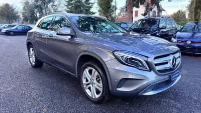 Mercedes-Benz GLA 250 Urban 4Matic — SUV compact premium, 4 roues motrices, 128'000 km — detail