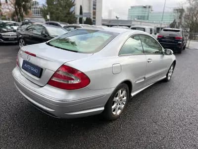 Mercedes-Benz CLK 320 Coupé — Élégance intemporelle, 218 ch et 114'000 km — dashboard