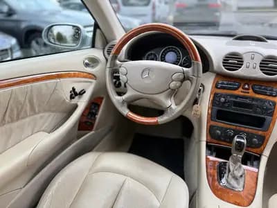 Mercedes-Benz CLK 320 Coupé — Élégance intemporelle, 218 ch et 114'000 km — Thumbnail 9