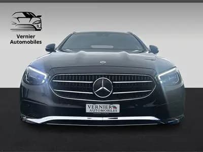 Mercedes-Benz E 220 d T 4Matic — Break diesel hybride, 55 000 km seulement — side view