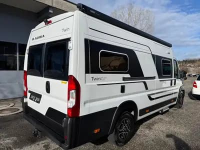 Fiat Adria Tein Plus 640 - Camping-car autonome avec panneaux solaires — interior