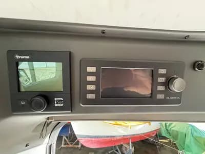 Fiat Adria Tein Plus 640 - Camping-car autonome avec panneaux solaires — Thumbnail 9