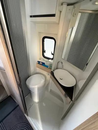 Fiat Adria Tein Plus 640 - Camping-car autonome avec panneaux solaires — Thumbnail 12