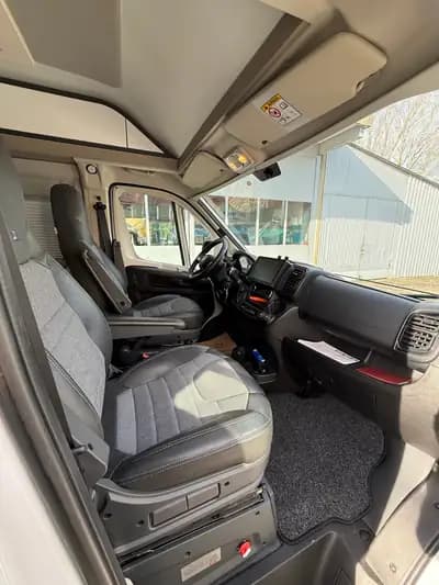 Fiat Adria Tein Plus 640 - Camping-car autonome avec panneaux solaires — Thumbnail 14