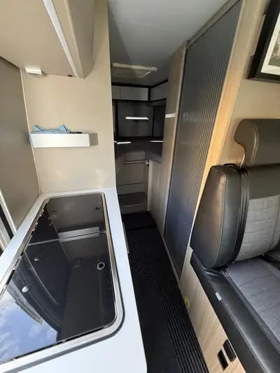 Fiat Adria Tein Plus 640 - Camping-car autonome avec panneaux solaires — Thumbnail 13