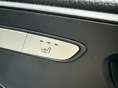 Mercedes-Benz V 250 d – Le monospace premium all-terrain — dettaglio