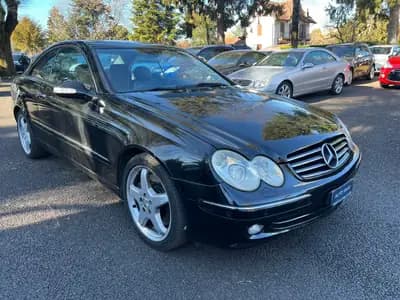 Mercedes-Benz CLK 500 Avantgarde — Coupé sportif V8, design intemporel — detail