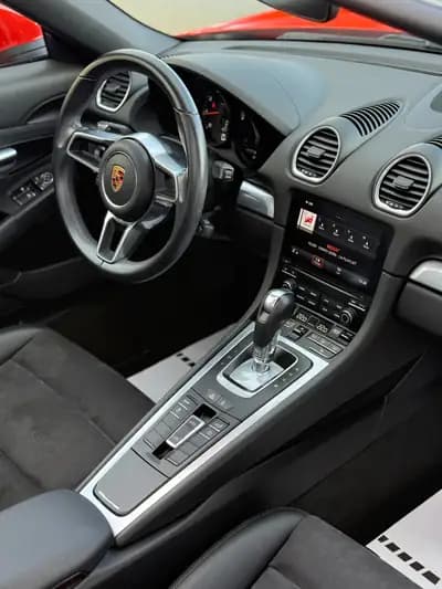 Porsche 718 Boxster 2.0 PDK — Roadster légendaire, 300 ch et première main suisse — Thumbnail 29