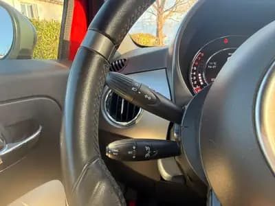 Fiat 500 0.9 TwinAir S — Citadine iconique, consommation ultra-économique — Miniature 20