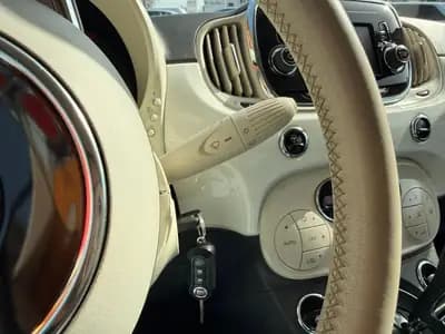 Fiat 500 1.2 Lounge — Citadine incontournable, boîte automatique et sièges cuir — Thumbnail 22