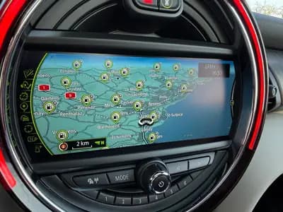 MINI Cooper S Steptronic – Dynamique et économe à la fois — Thumbnail 7