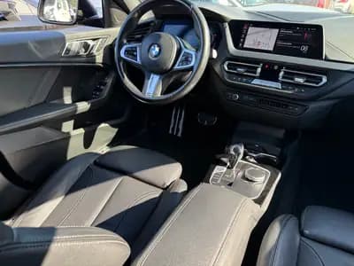 BMW Série 1 120d xDrive M Sport — Diesel performant, première main suisse — detail