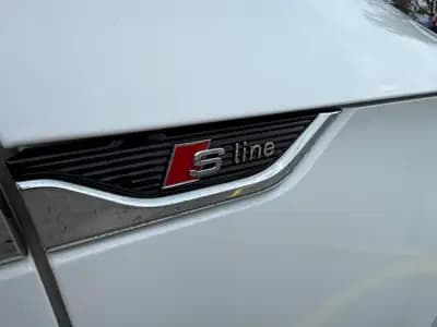 Audi A5 Coupé 2.0 TFSI Sport quattro - Performance et élégance réunies — rear view