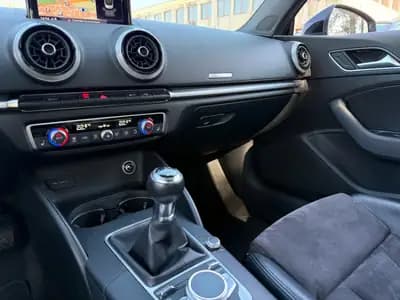 Audi A3 Cabriolet 1.4 TFSI Design — Décapotable élégante, première main suisse — Thumbnail 9