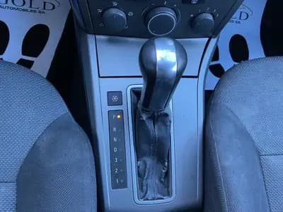 Opel Astra 1.8i 16V Enjoy — Berline fiable et économique, historique sans sinistre — detail