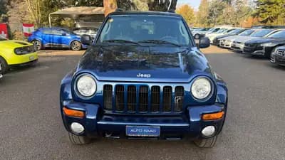 Jeep Cherokee 3.7 V6 Limited — SUV robuste, moteur V6 puissant, 185 000 km — exterior view