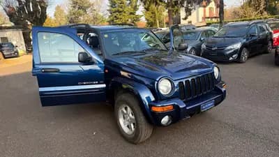 Jeep Cherokee 3.7 V6 Limited — SUV robuste, moteur V6 puissant, 185 000 km — Thumbnail 11