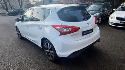 Nissan Pulsar 1.2 DIG-T — Berline compacte économe, boîte CVT fluide — detail