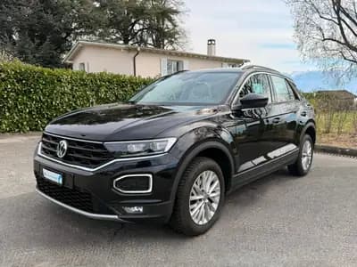 VW T-Roc 1.5 TSI EVO Advance DSG — SUV compact dynamique, 117'000 km, sans accident — exterior view