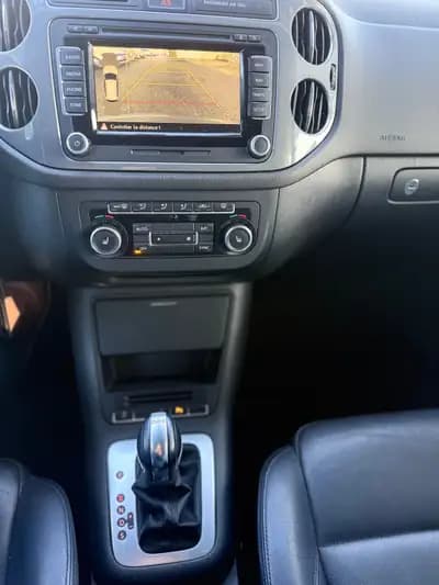 VW Tiguan 2.0 TSI 4Motion — SUV polyvalent, traction intégrale et entretien minimal — Thumbnail 12