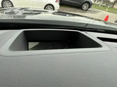 Range Rover Velar P400e – Hybride rechargeable haute performance avec 404 ch — Miniatur 11