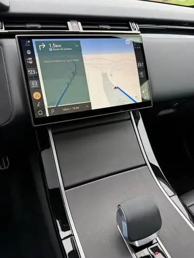 Range Rover Velar P400e – Hybride rechargeable haute performance avec 404 ch — Miniatur 10