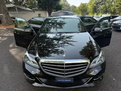Mercedes-Benz E 300 Élégance 4Matic — Berline premium 252 ch, traction intégrale — Thumbnail 13