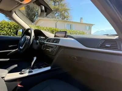 BMW 320d xDrive Touring — Break diesel performant, 166 000 km, traction intégrale — Thumbnail 14