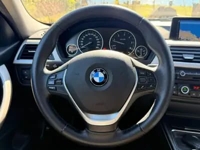 BMW 320d xDrive Touring — Break diesel performant, 166 000 km, traction intégrale — Thumbnail 15