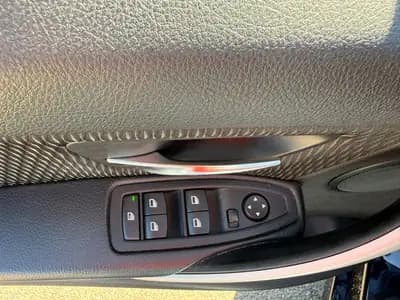 BMW 320d xDrive Touring — Break diesel performant, 166 000 km, traction intégrale — Thumbnail 27