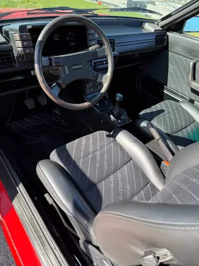 Audi Quattro Turbo 1983 - Légende restaurée de la traction intégrale — Thumbnail 9