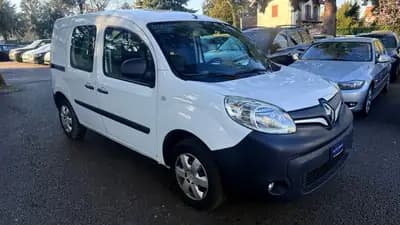 Renault Kangoo Medium dCi 90 — Utilitaire fiable, faible consommation diesel — dashboard