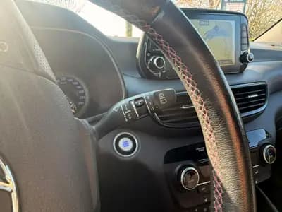 Hyundai Tucson 1.6 TGDI N-Line 4WD — SUV premium avec moteur turbo et transmission DCT — Miniatur 18