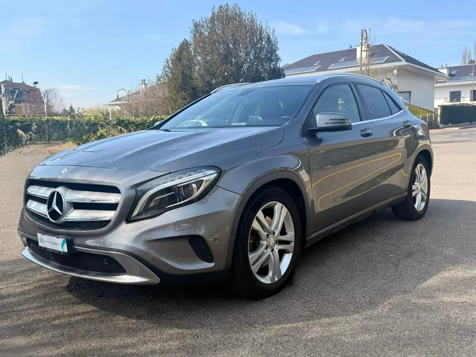 Mercedes-Benz GLA 250 AMG Line 4Matic — SUV compact premium, 145'000 km, garantie
