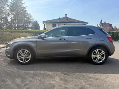 Mercedes-Benz GLA 250 AMG Line 4Matic — SUV compact premium, 145'000 km, garantie — rear view